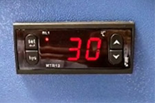 冷水機組溫度如何設(shè)定與控制(MTR12溫控器)？